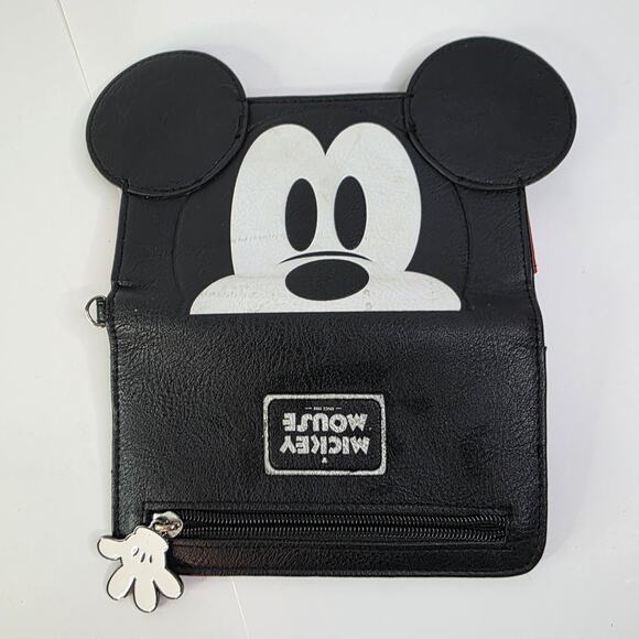 Disney Mickey Mouse 3D Wallet Wristlet Cell Phone Credit Cards Money Hand Zip - Picture 9 of 13